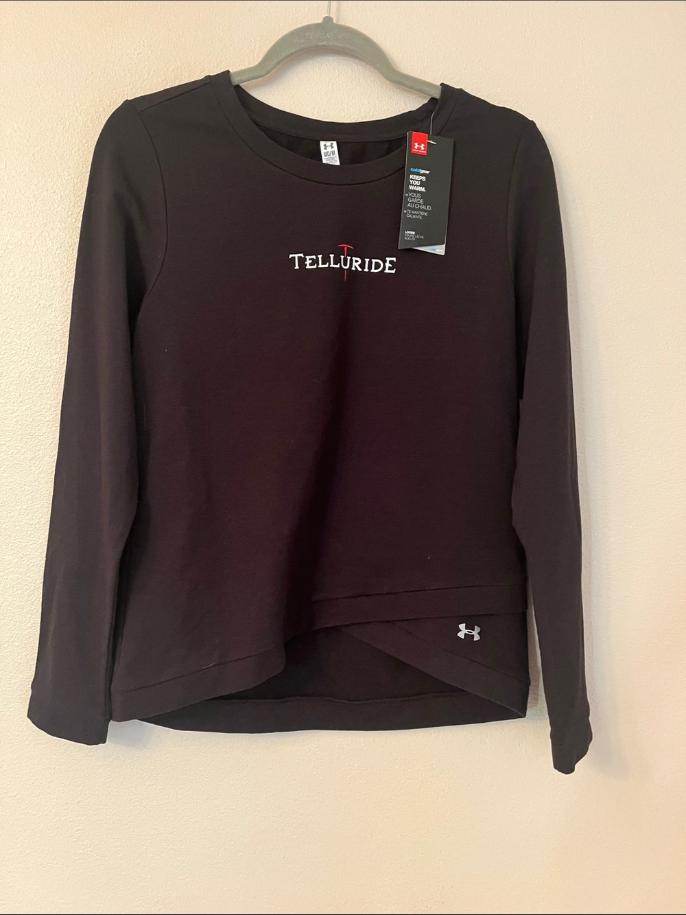 Under Armour long-sleeve shirt a "Telluride" graphic on the chest size M NWT - Picture 2 of 5